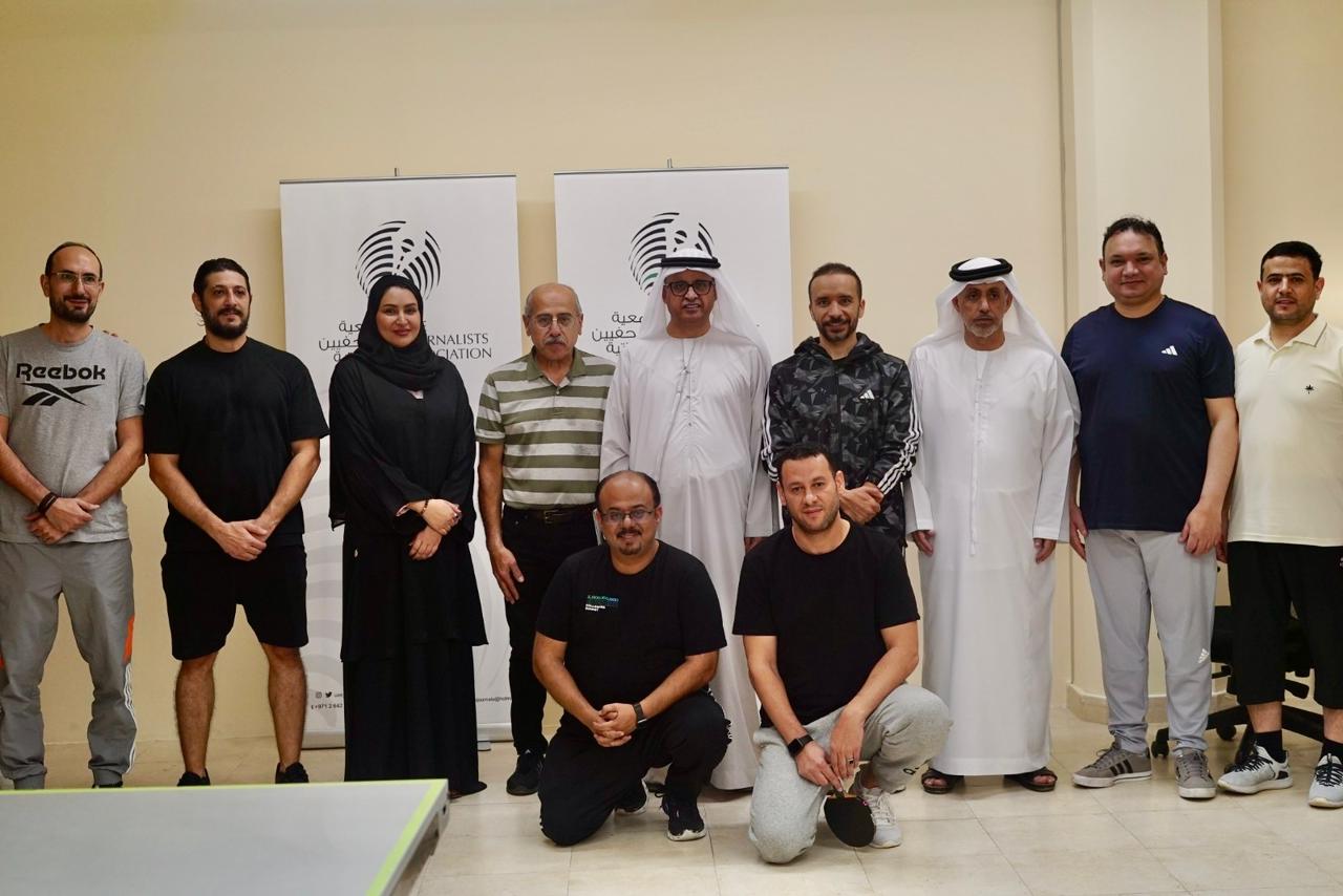تامر عبد الحميد يحرز لقب بطولة جمعية الصحفيين الإماراتية الرمضانية لكرة الطاولة